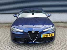 Alfa Romeo Giulia (2020) thumbnail 3