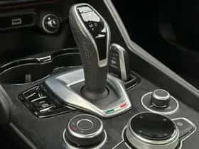 Alfa Romeo Giulia (2020) thumbnail 26