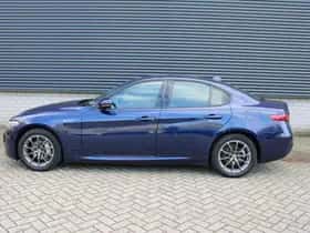 Alfa Romeo Giulia (2020) thumbnail 9