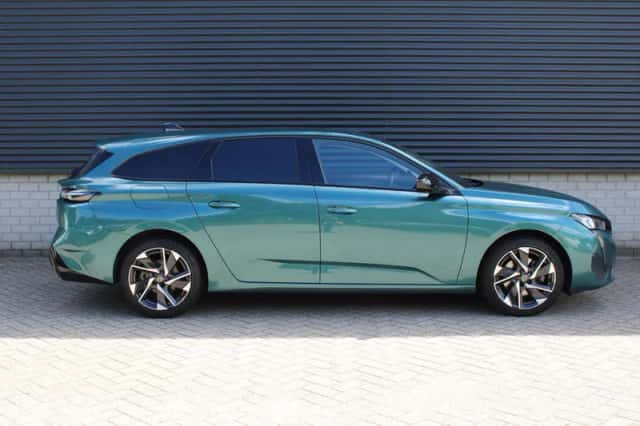 Peugeot 308 (2022) thumbnail 5