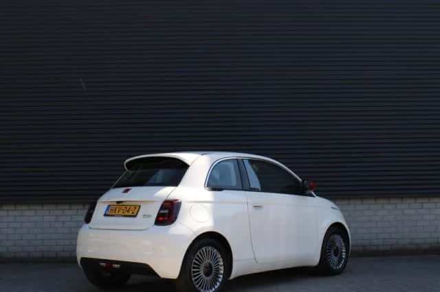 Fiat 500 (2025) thumbnail 5