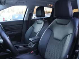 Jeep Compass (2022) thumbnail 13