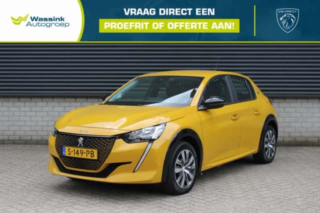 Peugeot e-208 (2023) thumbnail 1