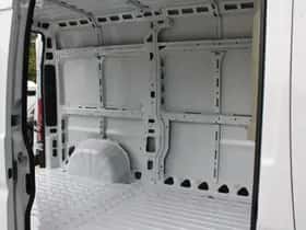 Peugeot Boxer (2024) thumbnail 15