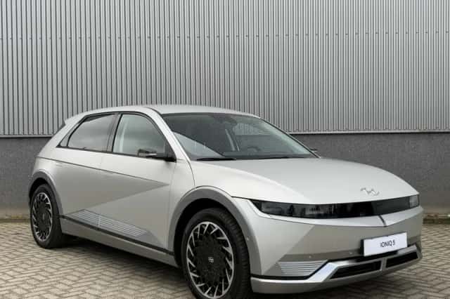 Hyundai Ioniq 5 (2025) thumbnail 3