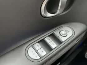 Hyundai Ioniq 5 (2025) thumbnail 24