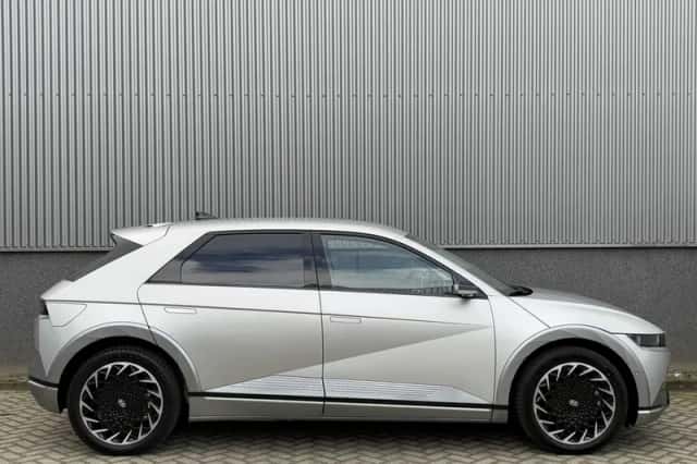 Hyundai Ioniq 5 (2025) thumbnail 4