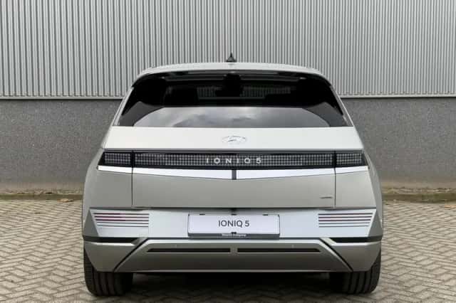 Hyundai Ioniq 5 (2025) thumbnail 6