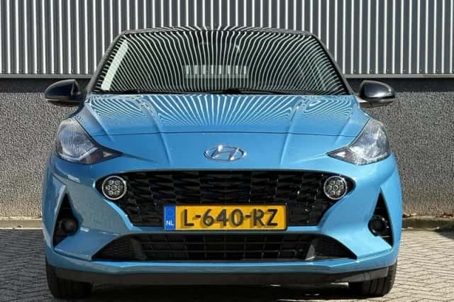 Hyundai i10 (2021) thumbnail 2