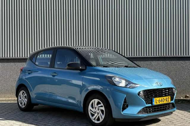 Hyundai i10 (2021) thumbnail 3