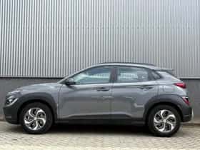 Hyundai Kona (2022) thumbnail 7