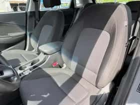 Hyundai Kona (2022) thumbnail 9