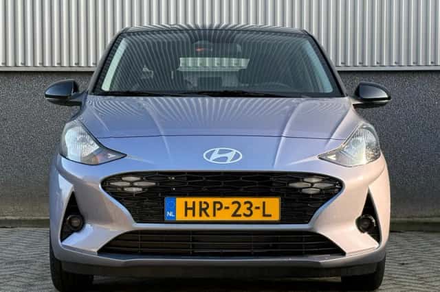 Hyundai i10 (2025) thumbnail 2
