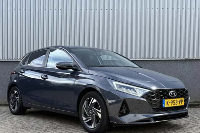Hyundai i20 (2021) thumbnail 3