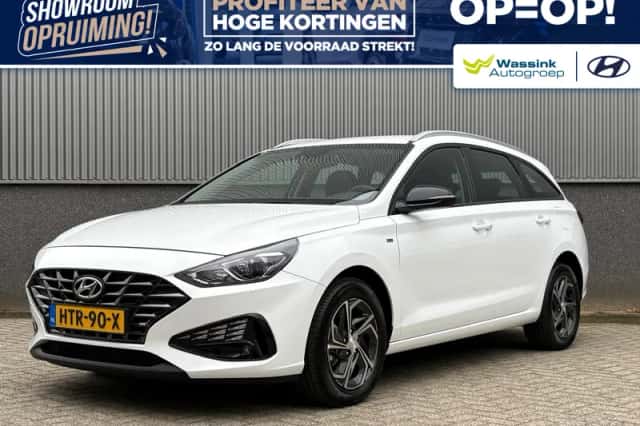 Hyundai i30 (2025) thumbnail 1