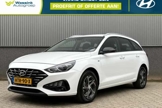 Hyundai i30 (2025) thumbnail 1