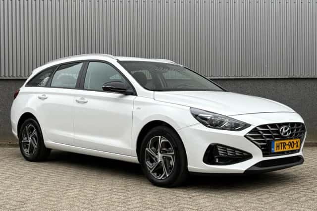 Hyundai i30 (2025) thumbnail 3