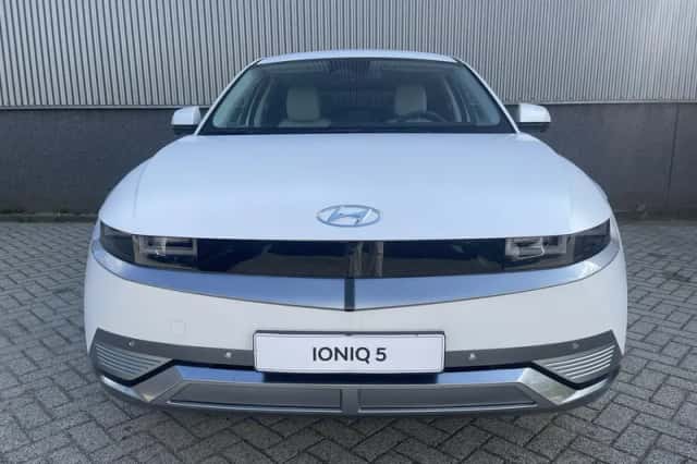 Hyundai Ioniq 5 (2025) thumbnail 4