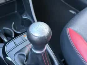 Kia Picanto (2024) thumbnail 22