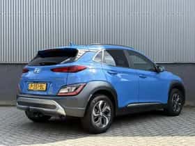 Hyundai Kona (2022) thumbnail 5