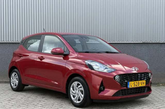 Hyundai i10 (2021) thumbnail 3