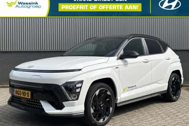 Hyundai Kona (2025) thumbnail 1