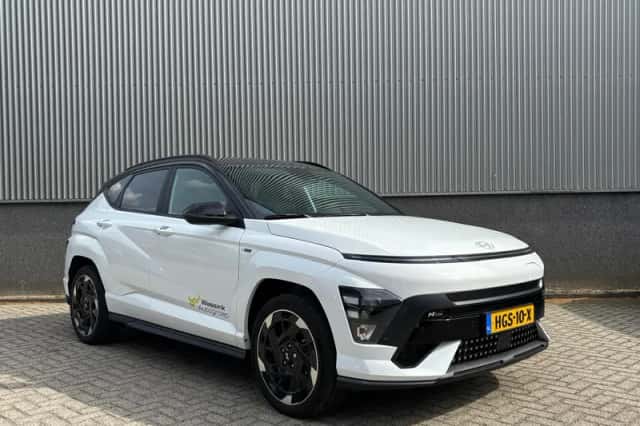 Hyundai Kona (2025) thumbnail 3