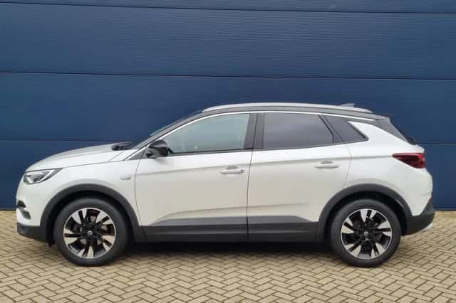 Opel Grandland X (2021) thumbnail 3