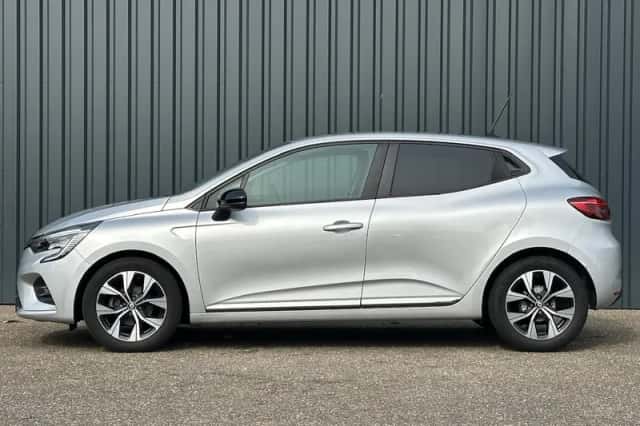 Renault Clio (2024) thumbnail 4