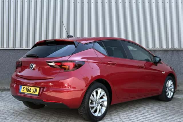 Opel Astra (2021) thumbnail 5
