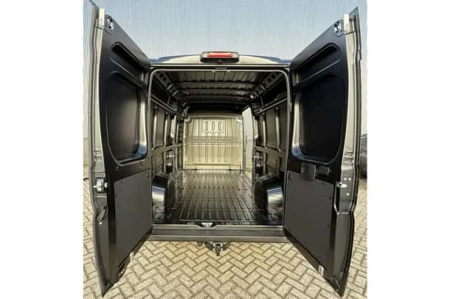 Opel Movano (2024) thumbnail 25