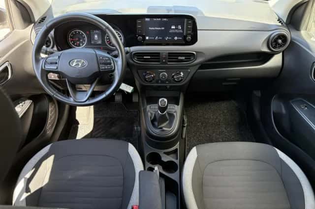 Hyundai i10 (2022) thumbnail 12