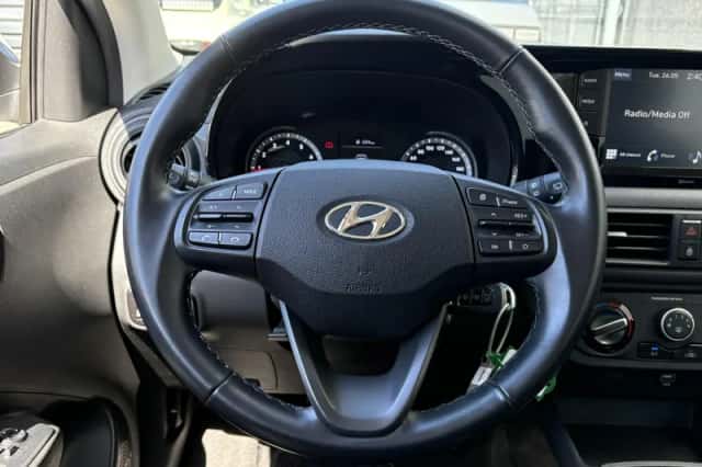 Hyundai i10 (2022) thumbnail 13