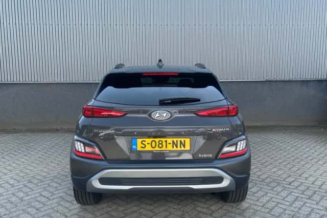 Hyundai Kona (2023) thumbnail 6