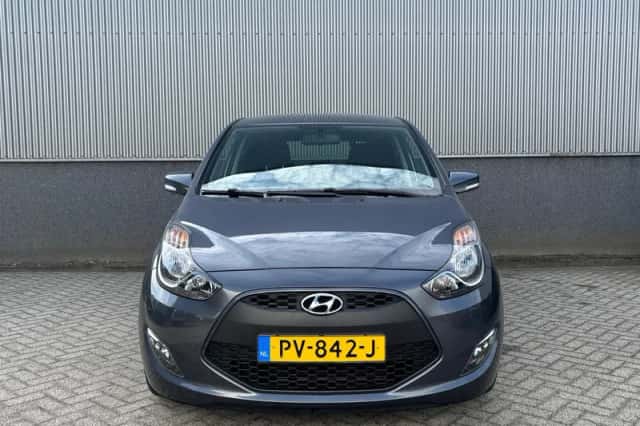 Hyundai ix20 (2017) thumbnail 2