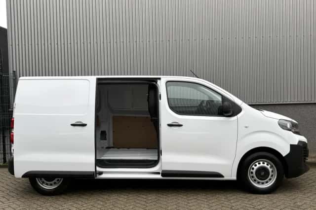 Opel Vivaro-e (2025) thumbnail 5