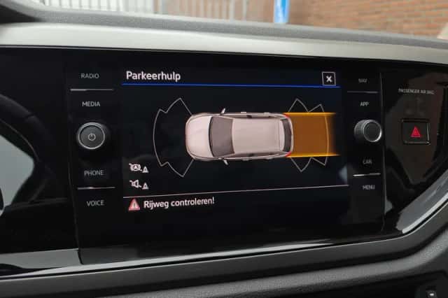 Volkswagen Polo (2021) thumbnail 18