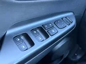Hyundai Kona (2021) thumbnail 24