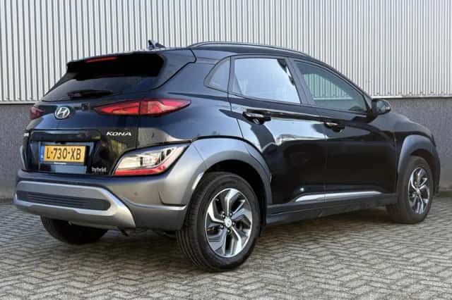 Hyundai Kona (2021) thumbnail 5