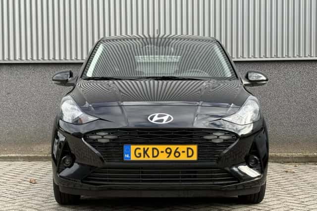 Hyundai i10 (2024) thumbnail 2