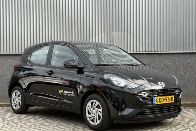 Hyundai i10 (2024) thumbnail 3