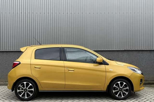 Mitsubishi Space Star (2022) thumbnail 4