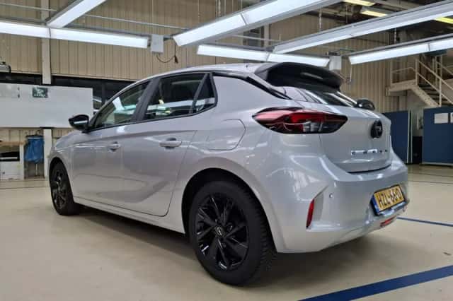 Opel Corsa (2025) thumbnail 3