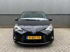 Toyota Yaris (2020) thumbnail 2