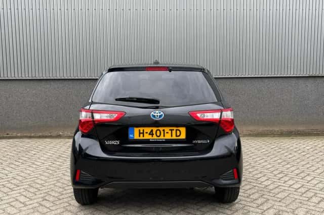 Toyota Yaris (2020) thumbnail 6