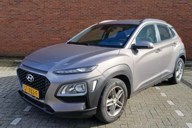 Hyundai Kona (2018) thumbnail 2