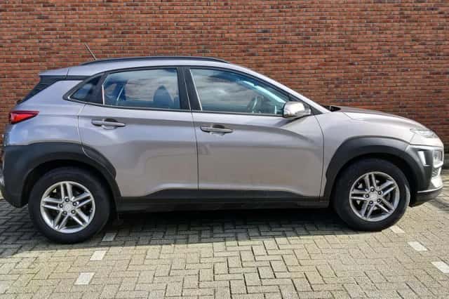Hyundai Kona (2018) thumbnail 5