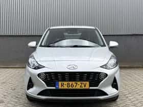 Hyundai i10 (2023) thumbnail 2