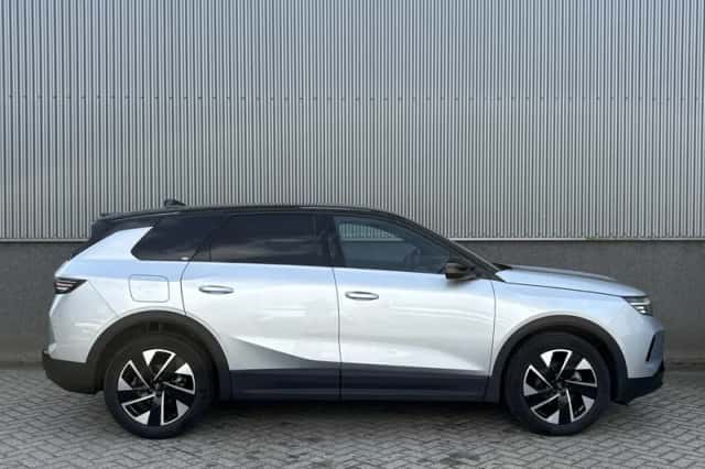 Opel Grandland (2025) thumbnail 4