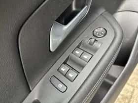 Opel Mokka (2024) thumbnail 24